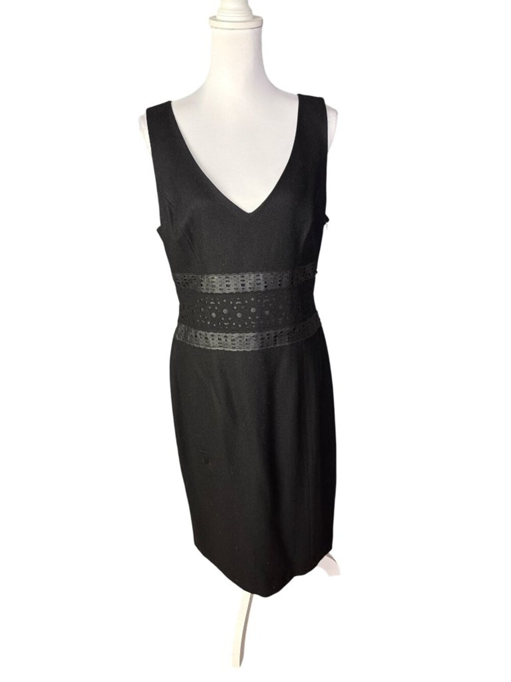 Susan Monaco Black Sleeveless Wool V-Neck Dress With Lace Waist Detail Size 12